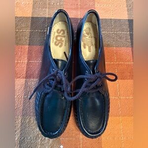 NWOT SAS Siesta Black Leather Loafers Size 7.5
